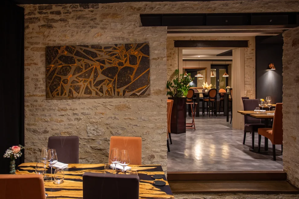 Salle du restaurant Cassis à Mâcon
