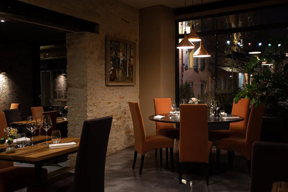 Intérieur du restaurant Cassis à Mâcon